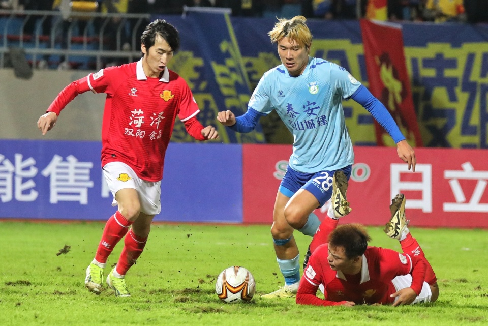 src, 七名球员将, 第六轮双方